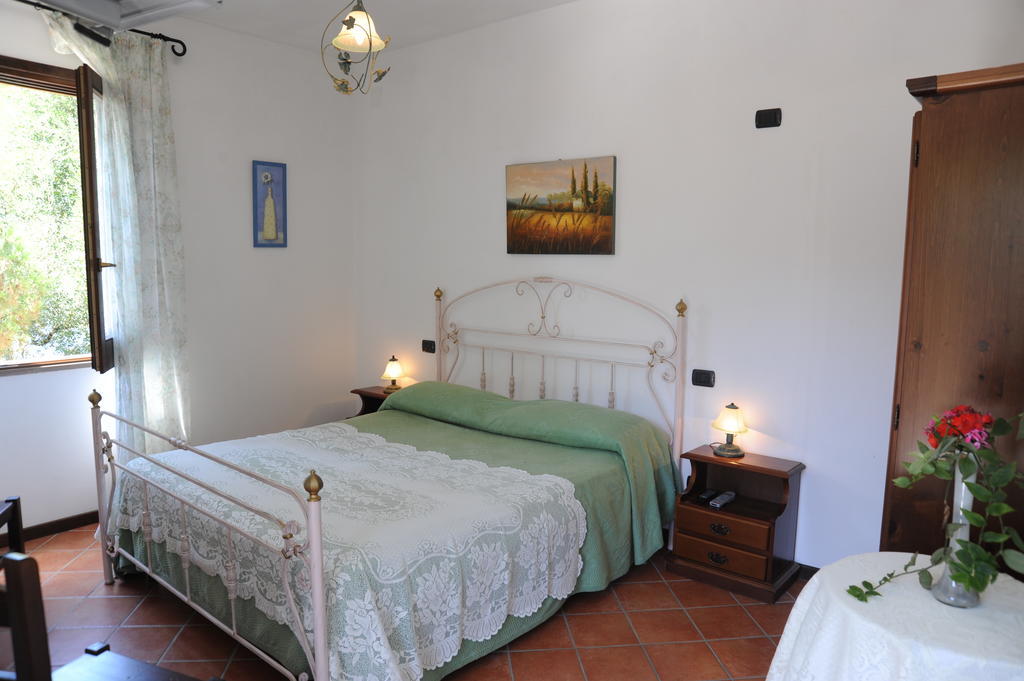 הוילה אשאה Agriturismo La Focazza חדר תמונה