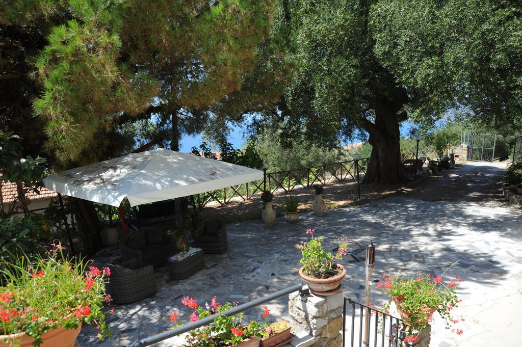 הוילה אשאה Agriturismo La Focazza מראה חיצוני תמונה