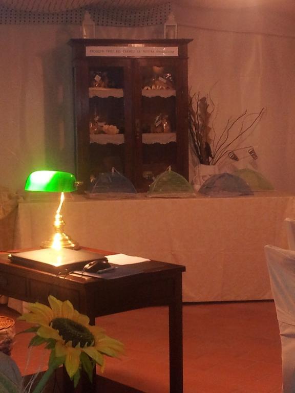 הוילה אשאה Agriturismo La Focazza מראה חיצוני תמונה